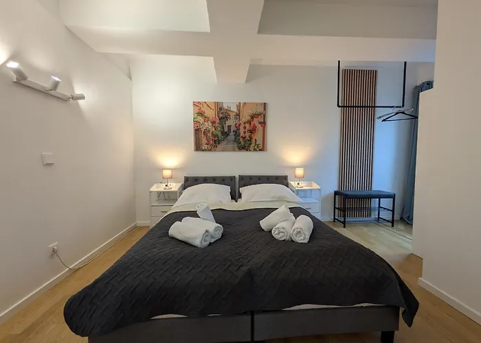 Place Nähe Marienplatz Mit 2 Schlafzimmer 70 Qm Jennifer Apartment