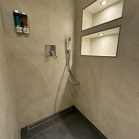 شقة Place Naehe Marienplatz Mit 2 Schlafzimmer 70 Qm Jennifer *