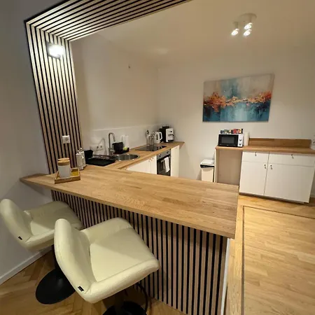 Place Naehe Marienplatz Mit 2 Schlafzimmer 70 Qm Jennifer 아파트 *
