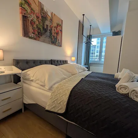 Place Naehe Marienplatz Mit 2 Schlafzimmer 70 Qm Jennifer